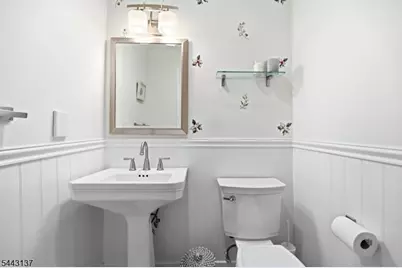 23 Park Drive, Nutley, NJ 07110 - Photo 13