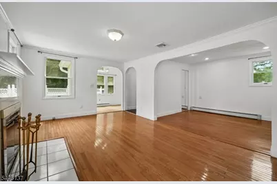66 W Hobart Gap Rd, Livingston, NJ 07039 - Photo 3