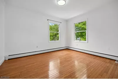 66 W Hobart Gap Rd, Livingston, NJ 07039 - Photo 21