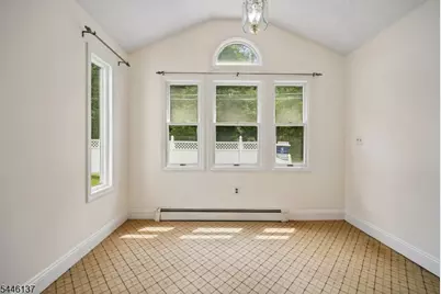66 W Hobart Gap Rd, Livingston, NJ 07039 - Photo 5