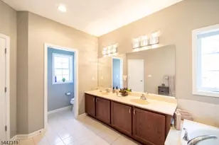 26 Bluffs Ct, Hamburg, NJ 07419 - Photo 19