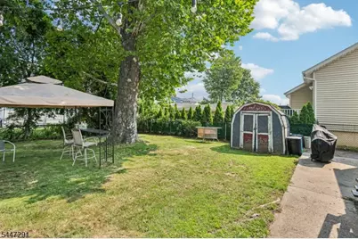 563 Purce St, Hillside, NJ 07205 - Photo 27