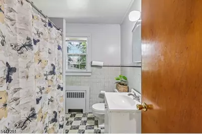 563 Purce St, Hillside, NJ 07205 - Photo 17