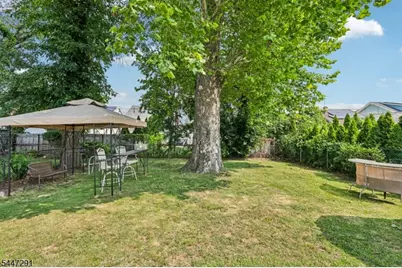563 Purce St, Hillside, NJ 07205 - Photo 25