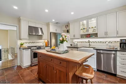 4 Elkin Dr, Livingston Twp., NJ 07039 - Photo 11