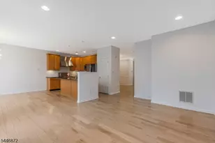 7 Patriot Hill Dr, Bernards Township, NJ 07920 - Photo 13