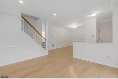 7 Patriot Hill Dr, Bernards Township, NJ 07920 - Photo 9