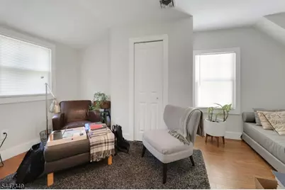 15 Lynne Ave, Hawthorne, NJ 07506 - Photo 17