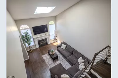 274 Morning Glory Ct, Readington, NJ 08889 - Photo 5