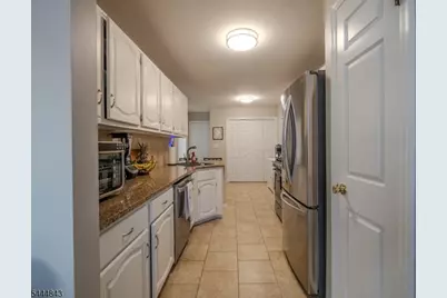 274 Morning Glory Ct, Readington, NJ 08889 - Photo 9