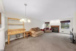 668 Jackson Ave, Roselle, NJ 07203 - Photo 5