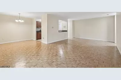 135-167 S Maple Ave #143B, Ridgewood, NJ 07450 - Photo 11
