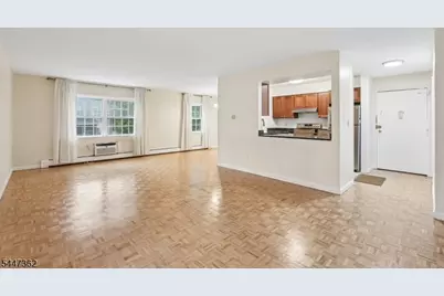 135-167 S Maple Ave #143B, Ridgewood, NJ 07450 - Photo 5