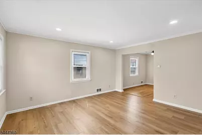 1212 Burnet Ave, Union Township, NJ 07083 - Photo 11