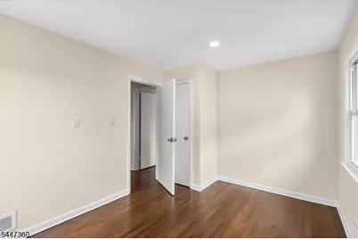1212 Burnet Ave, Union Township, NJ 07083 - Photo 9