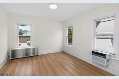 126 Cedar St, South Bound Brook Boro, NJ 08880 - Photo 15