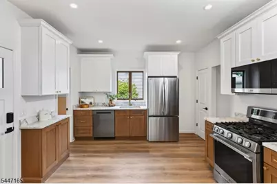 126 Cedar St, South Bound Brook Boro, NJ 08880 - Photo 5