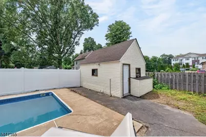 126 Cedar St, South Bound Brook Boro, NJ 08880 - Photo 27
