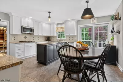 10 Berkshire Dr, Warren Township, NJ 07059 - Photo 7