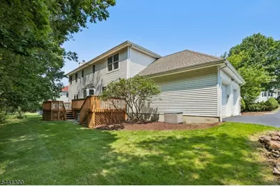 25 Bedminster Rd, Randolph Township, NJ 07869 - Photo 37