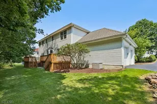 25 Bedminster Rd, Randolph Township, NJ 07869 - Photo 37
