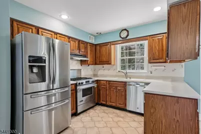 25 Bedminster Rd, Randolph Township, NJ 07869 - Photo 9