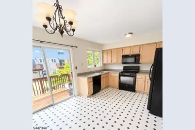 304 Mercer Ct #304, Independence Township, NJ 07840 - Photo 7