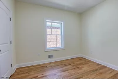 59 Sunset Ave, Newark, NJ 07106 - Photo 9