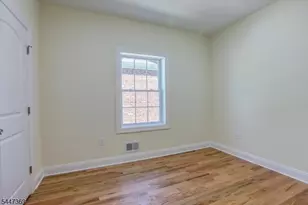 59 Sunset Ave, Newark, NJ 07106 - Photo 9