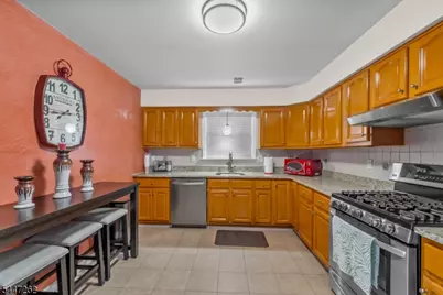 23 Chester Ave #2, Newark, NJ 07104 - Photo 5