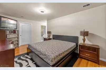 23 Chester Ave #2, Newark, NJ 07104 - Photo 9