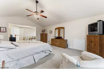 26 Rouser Way, Hillsborough Township, NJ 08844 - Photo 23