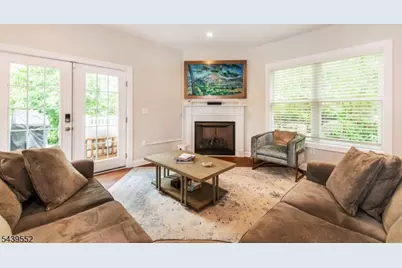 18 Post Oak Ct, Hardyston Township, NJ 07419 - Photo 5