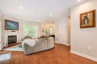 18 Post Oak Ct, Hardyston Township, NJ 07419 - Photo 7