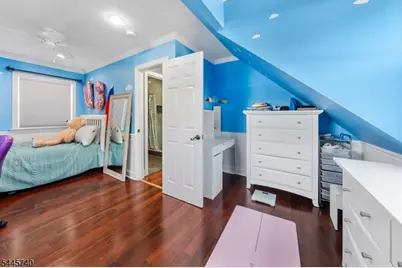 419 Edgewood Rd #1, Linden, NJ 07036 - Photo 5