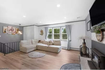 18 Smith Rd, Wantage, NJ 07461 - Photo 5