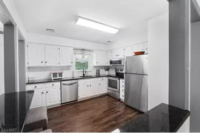 18 Smith Rd, Wantage, NJ 07461 - Photo 9