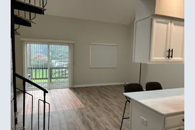 3 Beaver Creek Dr #8, Vernon, NJ 07462 - Photo 3