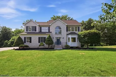 151 Brandon Ct, Branchburg Township, NJ 08853 - Photo 1