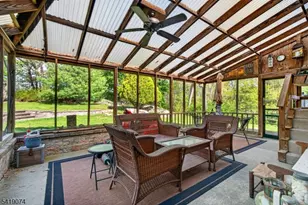 18 Hillcrest Dr, Bloomingdale, NJ 07403 - Photo 23