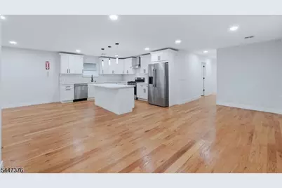 219 S Burnett St, East Orange, NJ 07018 - Photo 11