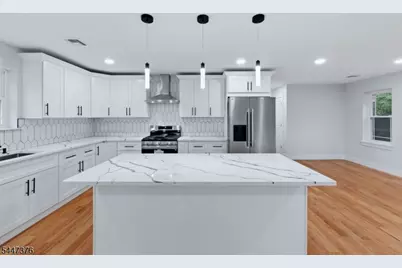 219 S Burnett St, East Orange, NJ 07018 - Photo 7