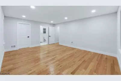 219 S Burnett St, East Orange, NJ 07018 - Photo 29