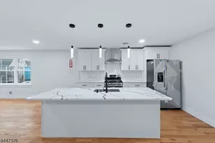 219 S Burnett St, East Orange, NJ 07018 - Photo 23
