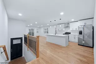 219 S Burnett St, East Orange, NJ 07018 - Photo 21