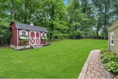 2640 Crest Ln, Scotch Plains Township, NJ 07076 - Photo 41