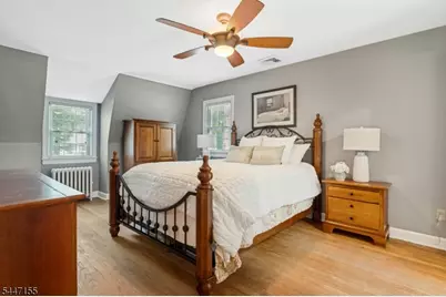 2640 Crest Ln, Scotch Plains Township, NJ 07076 - Photo 25