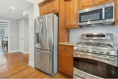 2640 Crest Ln, Scotch Plains Township, NJ 07076 - Photo 19