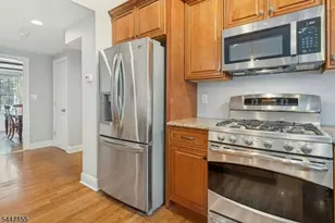 2640 Crest Ln, Scotch Plains Township, NJ 07076 - Photo 19