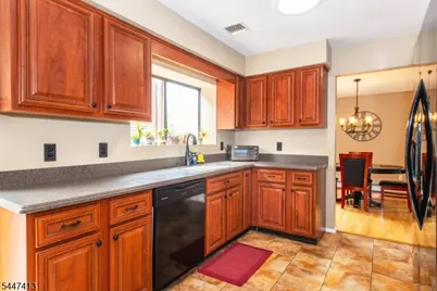 24 Faesch Ct, Rockaway Township, NJ 07866 - Photo 5